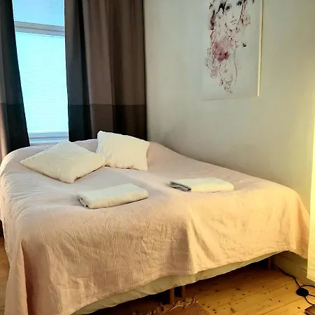 Apartman Go Happy Runeberginkatu 6